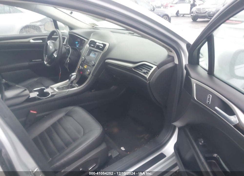 2014 FORD FUSION VIN: 1FA6P0HD2E5376132
