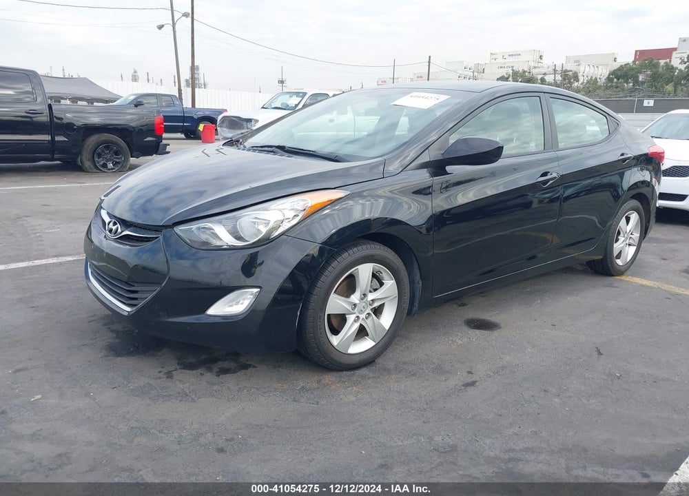 2012 HYUNDAI ELANTRA VIN: 5NPDH4AE7CH118453