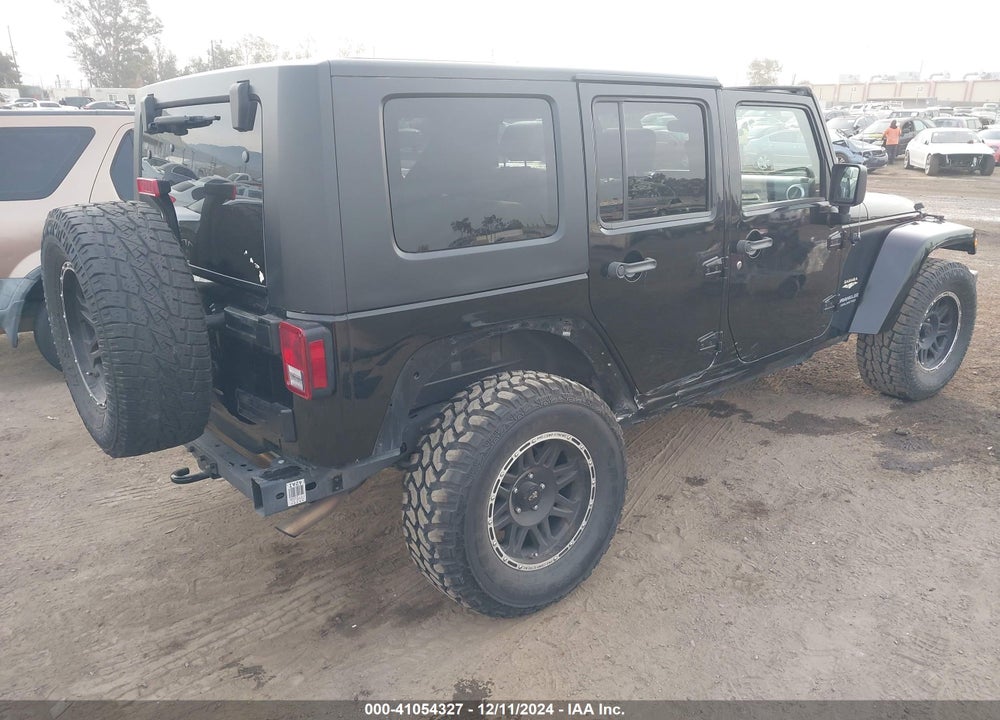 2008 JEEP WRANGLER UNLIMITED SAHARA VIN: 1J8GB59158L554283
