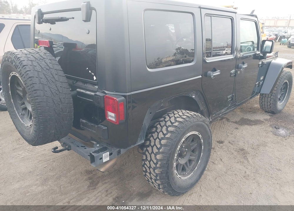 2008 JEEP WRANGLER UNLIMITED SAHARA VIN: 1J8GB59158L554283