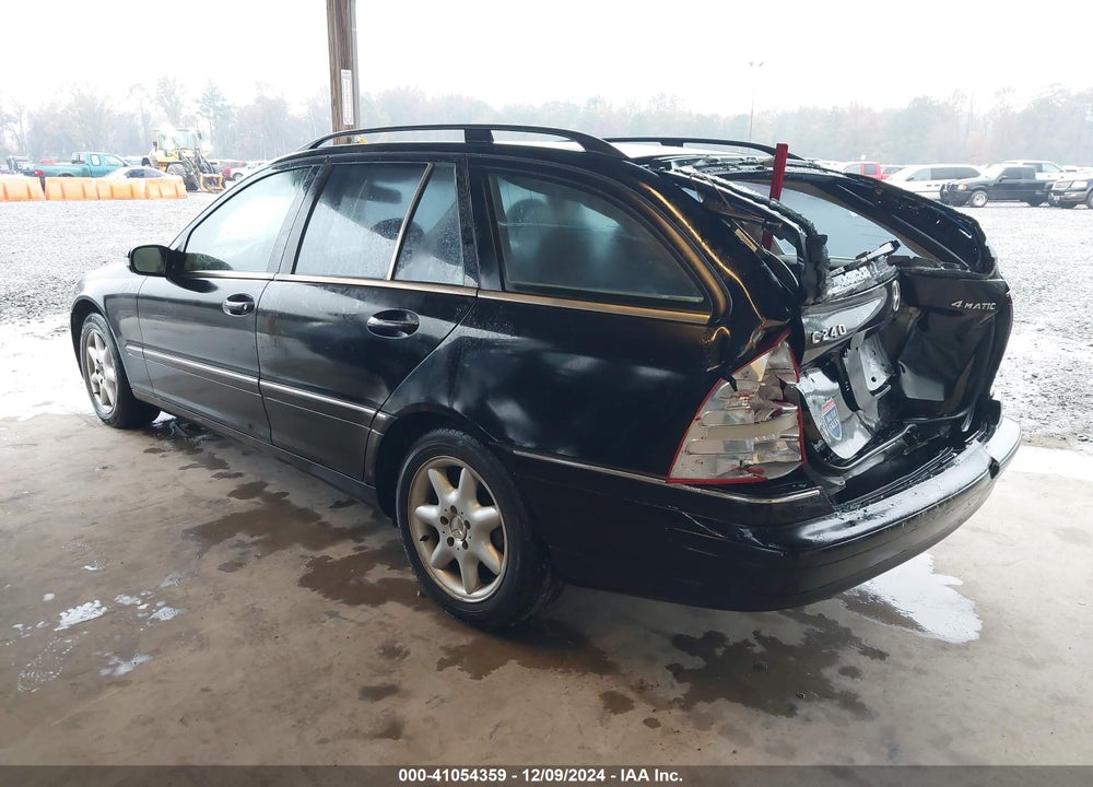 2003 MERCEDES-BENZ C 240 VIN: WDBRH81J83F370182