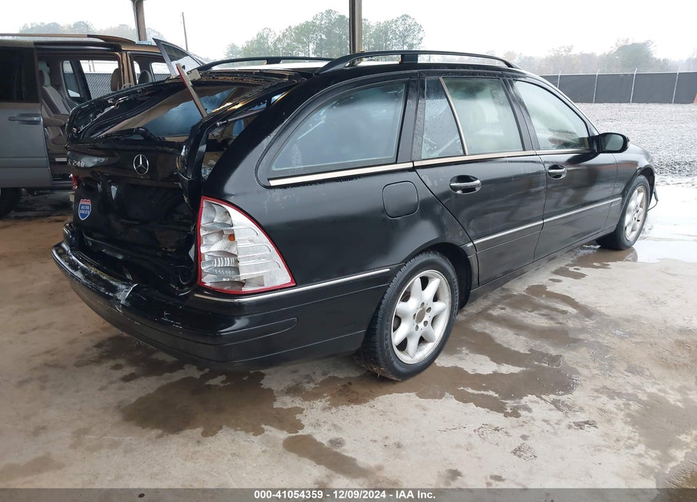 2003 MERCEDES-BENZ C 240 VIN: WDBRH81J83F370182