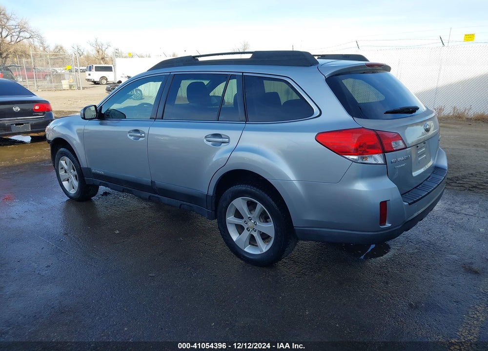 2013 SUBARU OUTBACK 2.5I PREMIUM VIN: 4S4BRBCC9D3200066