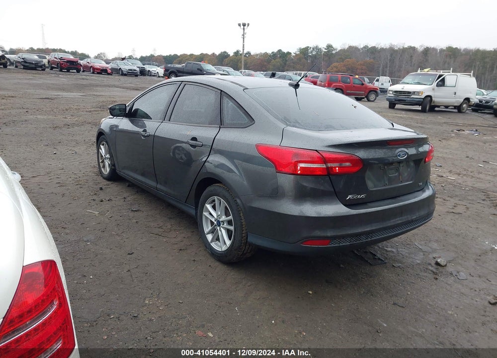 2017 FORD FOCUS SE VIN: 1FADP3F28HL279947