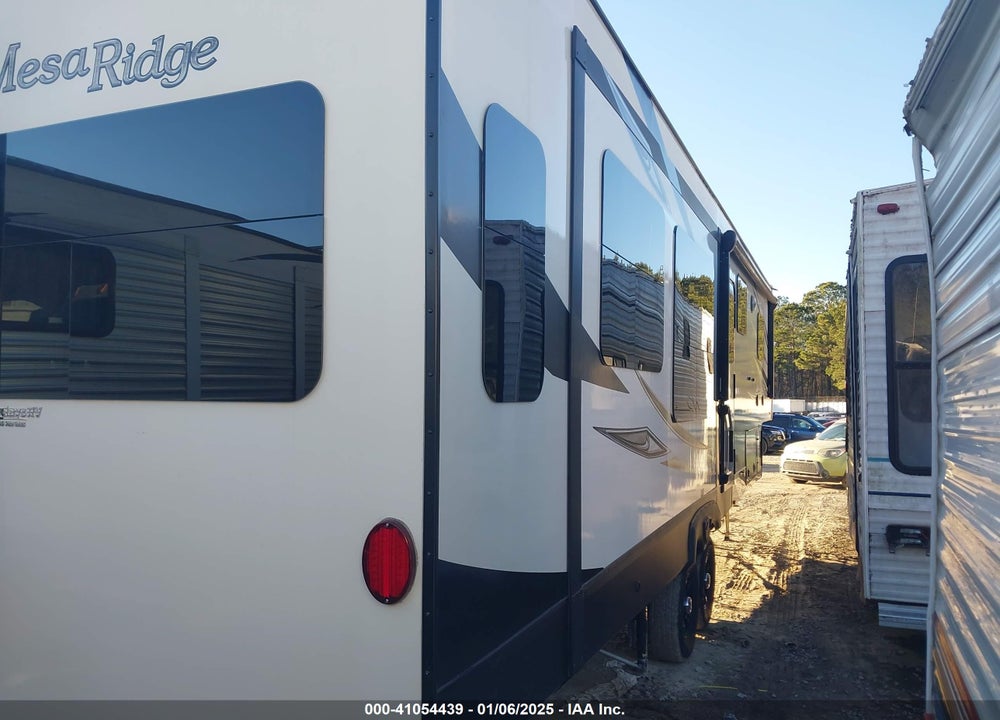 2019 HIGHLAND RIDGE OTHER VIN: 58TCH0BT1K3FR3087