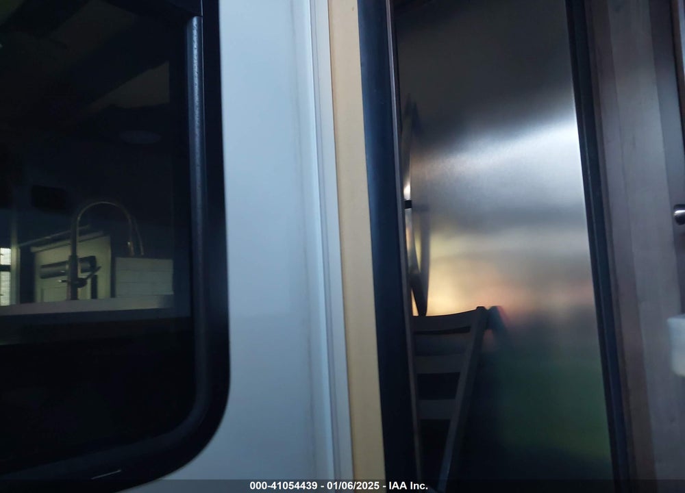 2019 HIGHLAND RIDGE OTHER VIN: 58TCH0BT1K3FR3087
