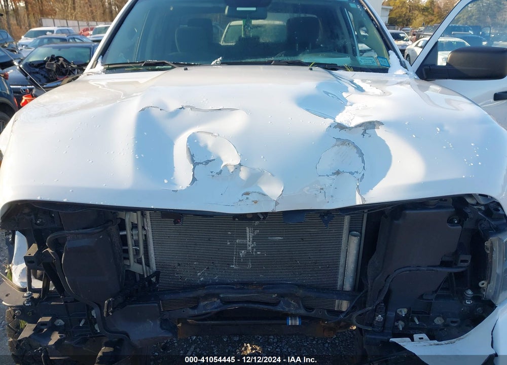 2019 RAM 1500 CLASSIC EXPRESS  4X4 6'4" BOX VIN: 1C6RR7FT9KS554224