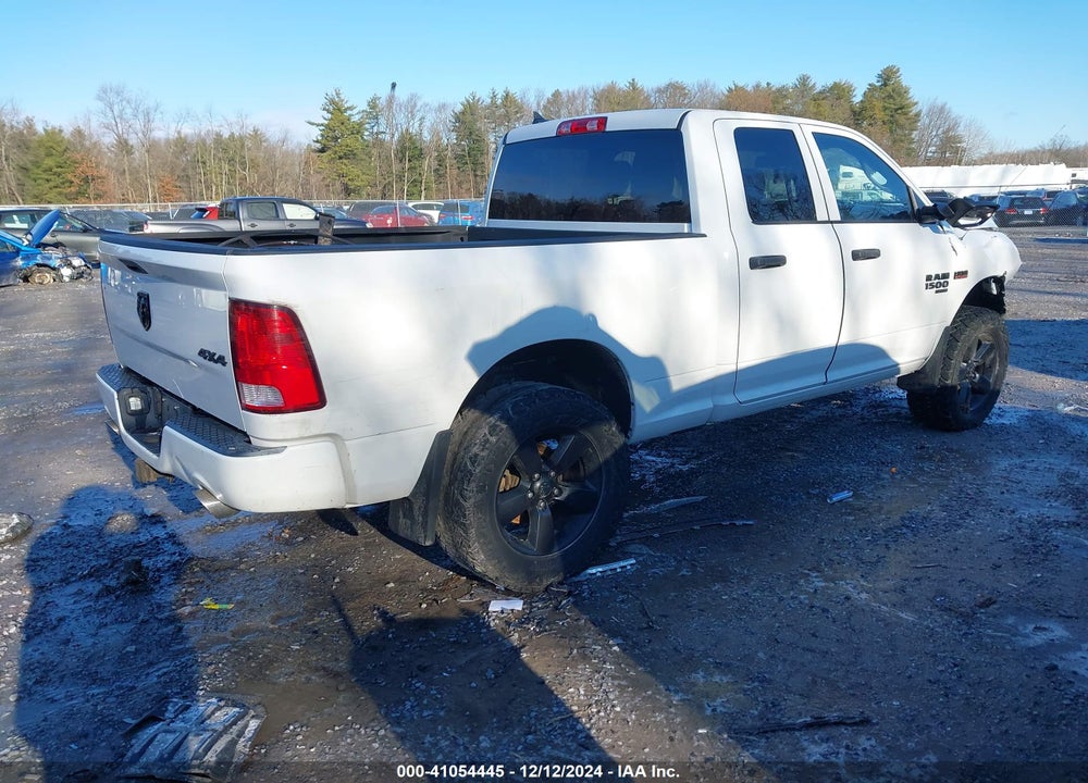 2019 RAM 1500 CLASSIC EXPRESS  4X4 6'4" BOX VIN: 1C6RR7FT9KS554224