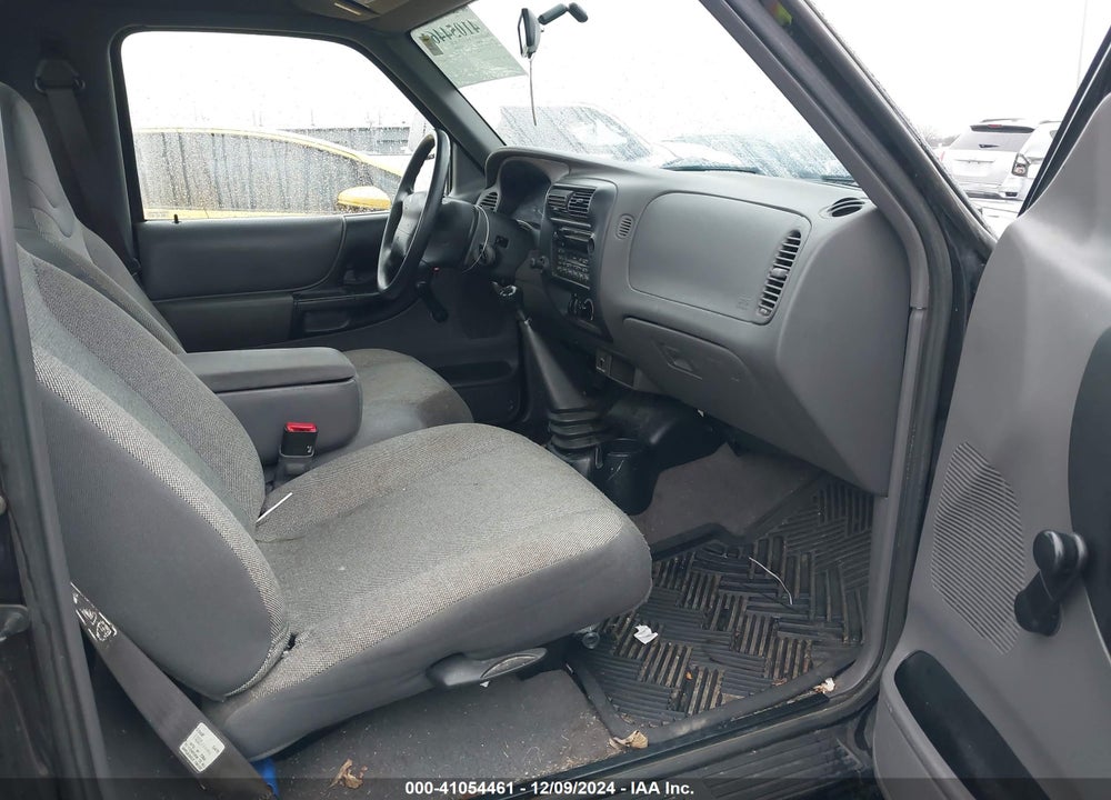 2000 FORD RANGER XL/XLT VIN: 1FTYR10C2YTB31501