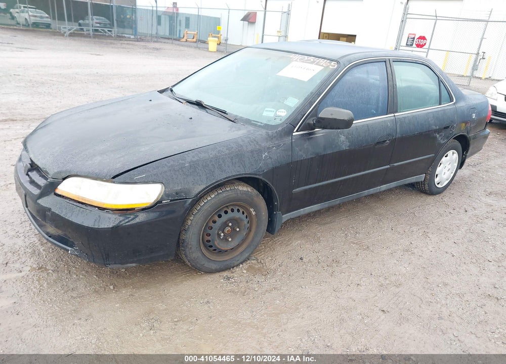 1998 HONDA ACCORD SDN LX VIN: 1HGCG5640WA073101