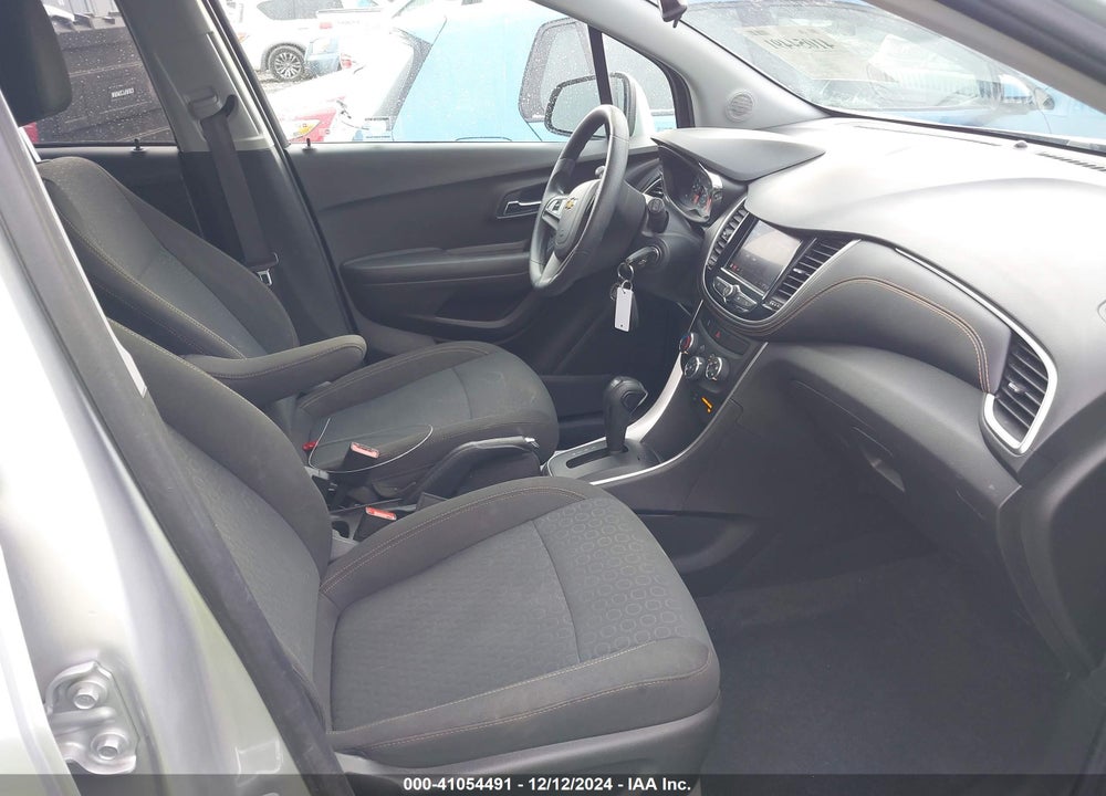 2020 CHEVROLET TRAX FWD LS VIN: KL7CJKSB3LB327891
