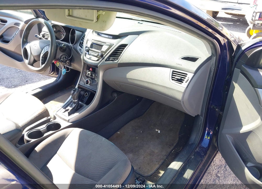 2014 HYUNDAI ELANTRA SE VIN: 5NPDH4AEXEH456285