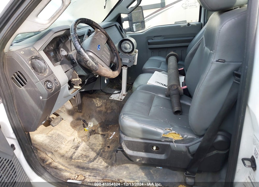 2014 FORD F-550 CHASSIS XL VIN: 1FDUF5GT3EEA81126