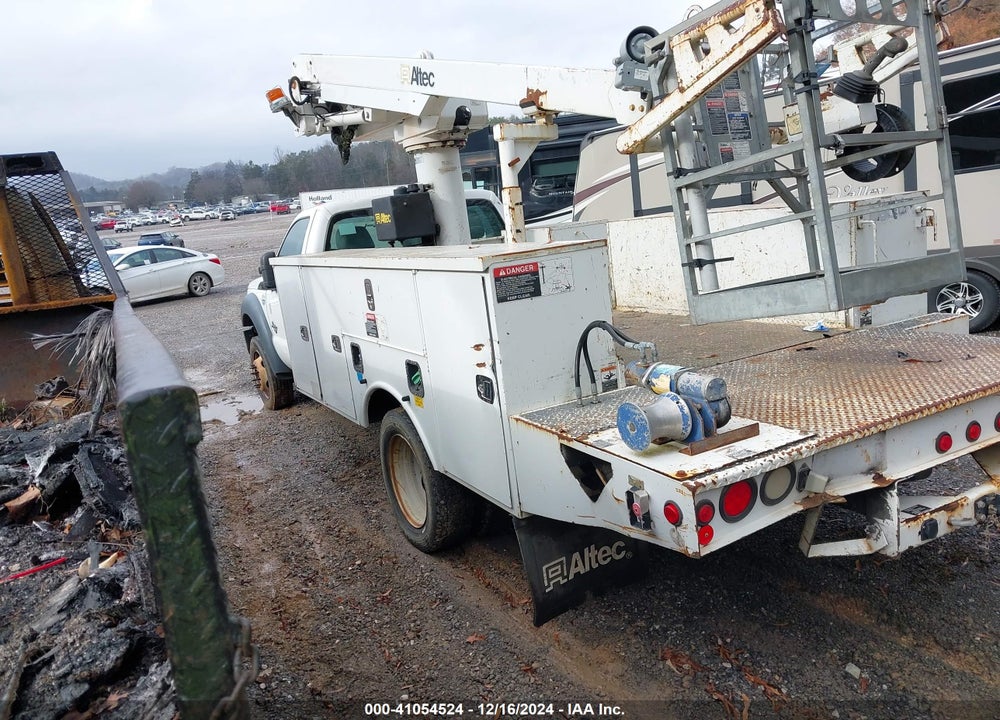 2014 FORD F-550 CHASSIS XL VIN: 1FDUF5GT3EEA81126