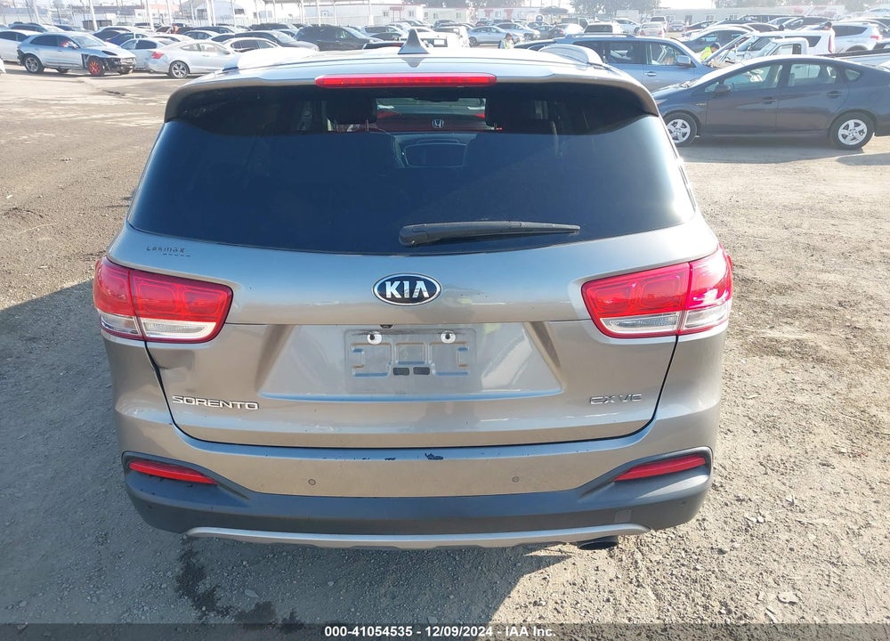 2017 KIA SORENTO 3.3L EX VIN: 5XYPH4A5XHG275003