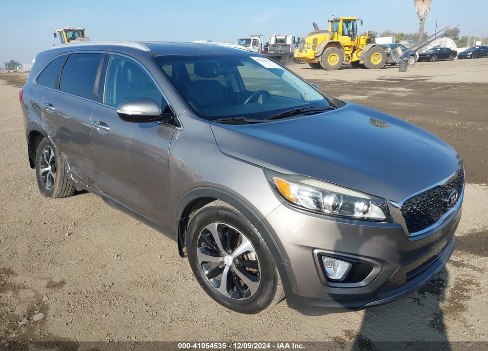 2017 KIA SORENTO 3.3L EX VIN: 5XYPH4A5XHG275003