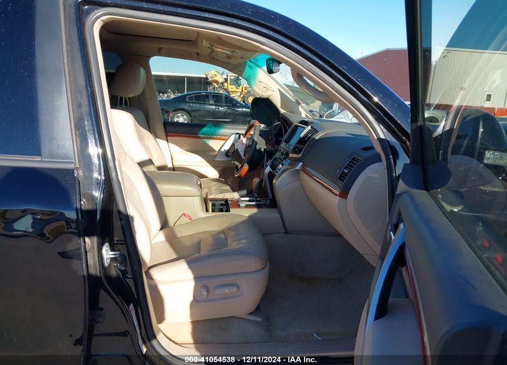 2013 TOYOTA LAND CRUISER V8 VIN: JTMHY7AJXD4016054