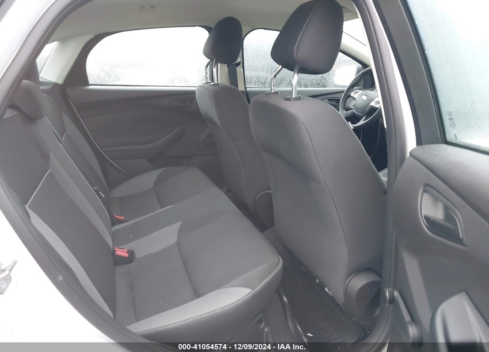 2014 FORD FOCUS VIN: 1FADP3E20EL371129