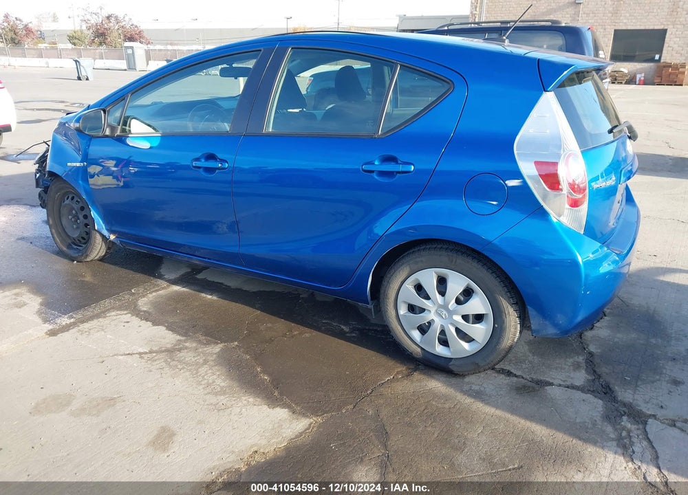 2013 TOYOTA PRIUS C THREE VIN: JTDKDTB36D1034546