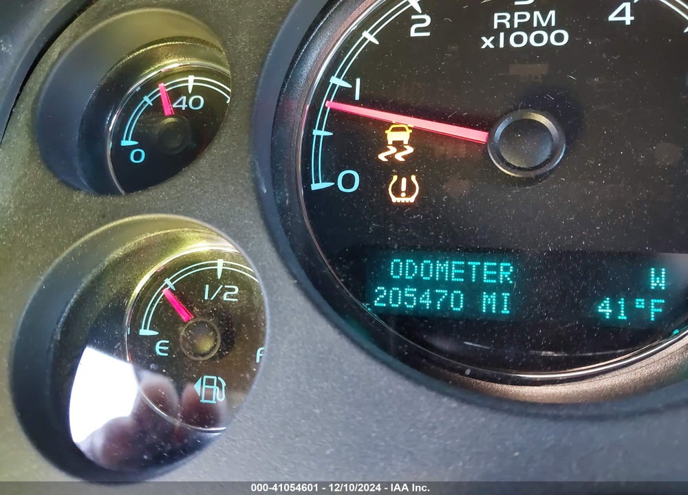 2012 CHEVROLET TAHOE VIN: 1GNSKAE05CR278255