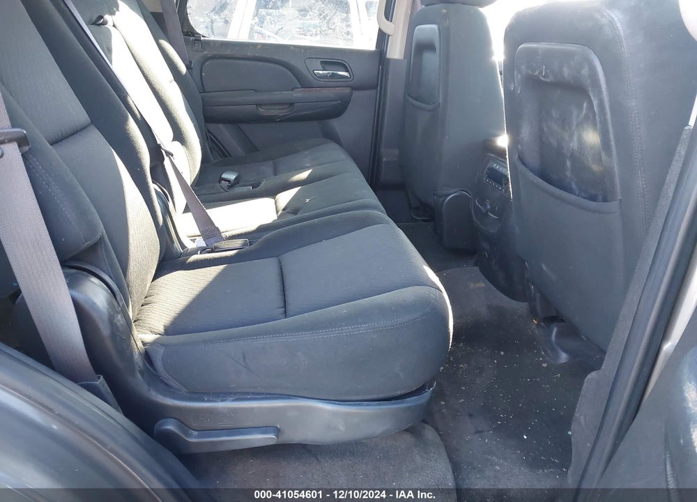 2012 CHEVROLET TAHOE VIN: 1GNSKAE05CR278255