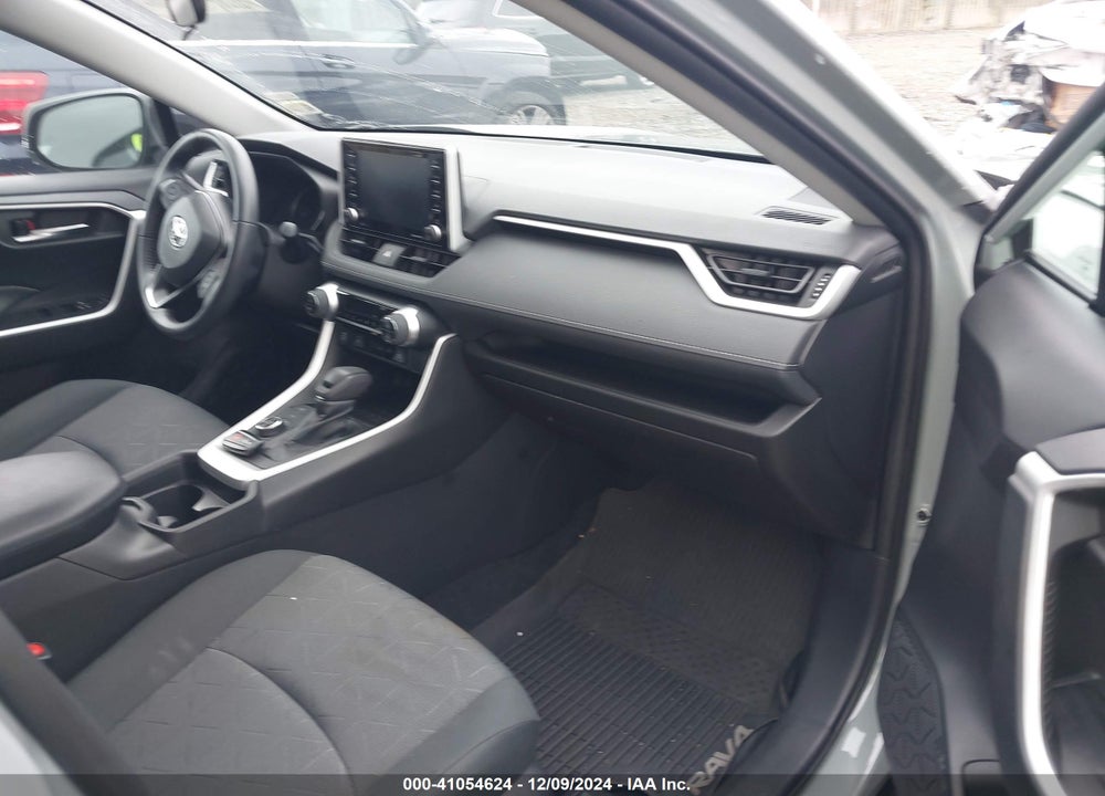 2020 TOYOTA RAV4 HYBRID XLE VIN: 4T3R6RFV3LU003164