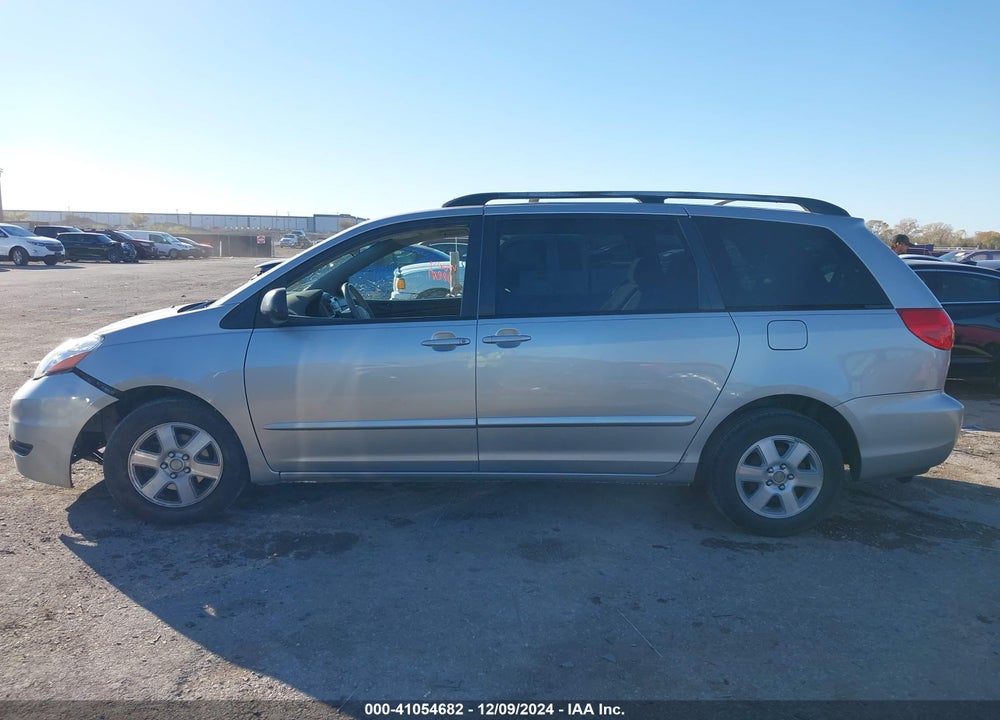 2006 TOYOTA SIENNA LE VIN: 5TDZA23C36S492888