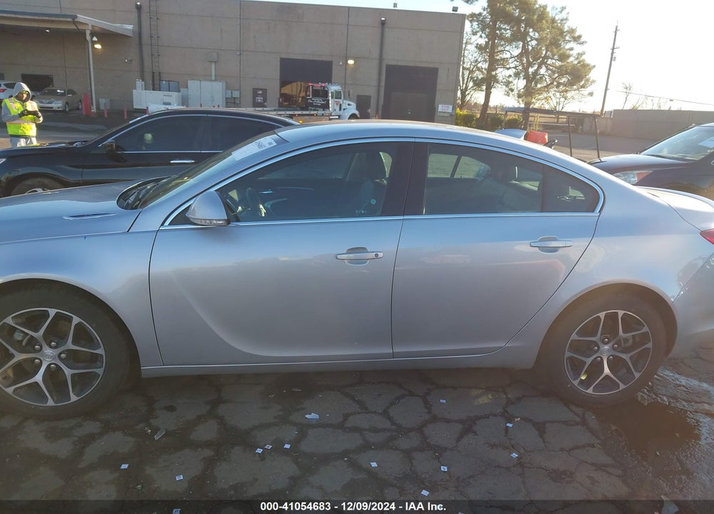 2017 BUICK REGAL TURBO SPORT TOURING VIN: 2G4GL5EX1H9104227