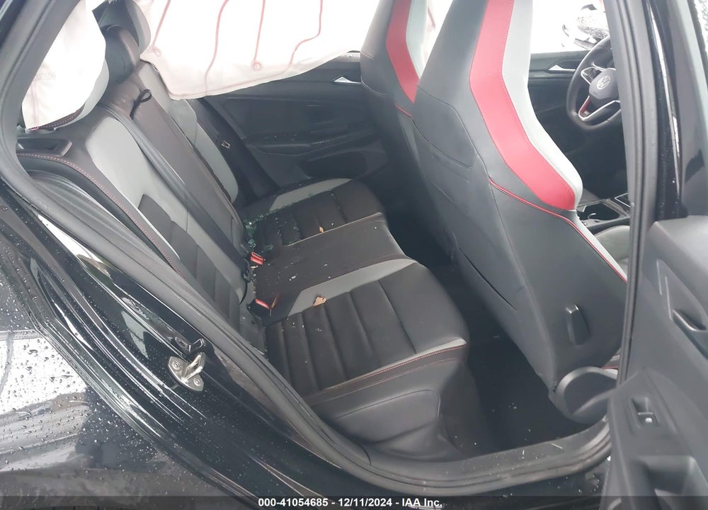 2024 VOLKSWAGEN GOLF GTI VIN: WVW3A7CD2RW137419