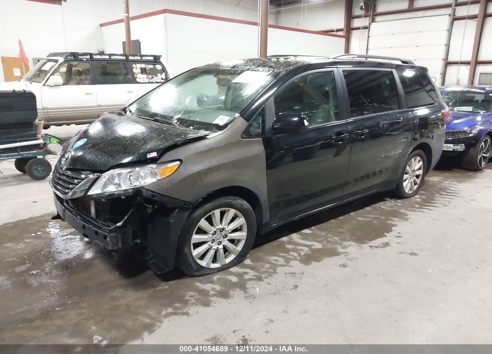 2017 TOYOTA SIENNA VIN: 5TDJZ3DC8HS177307