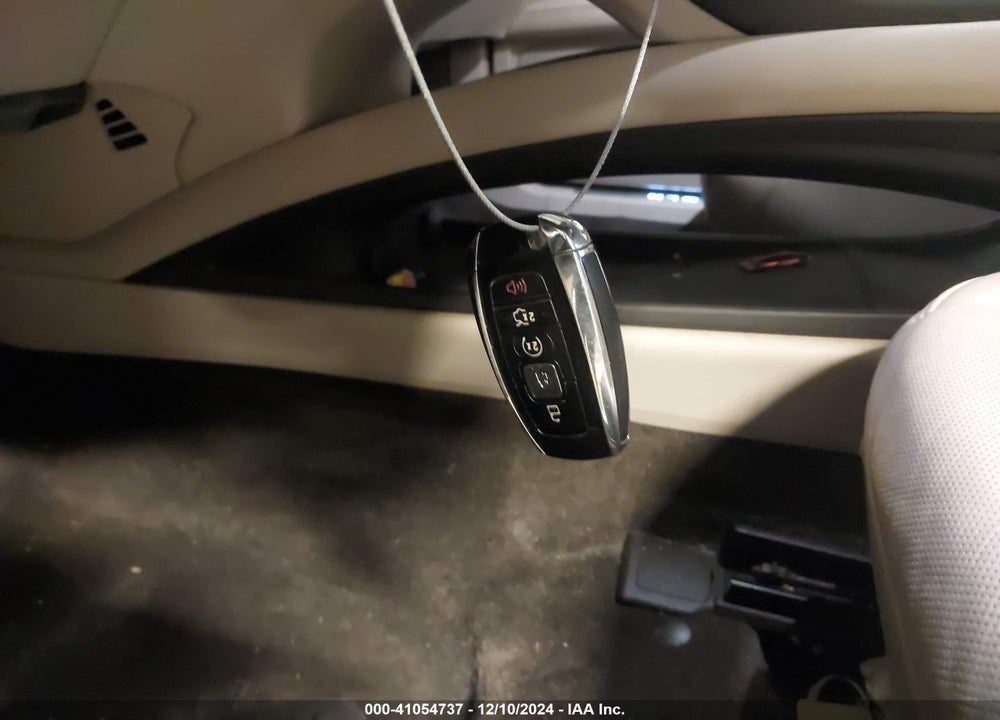 2017 LINCOLN MKZ HYBRID VIN: 3LN6L5MU0HR657142
