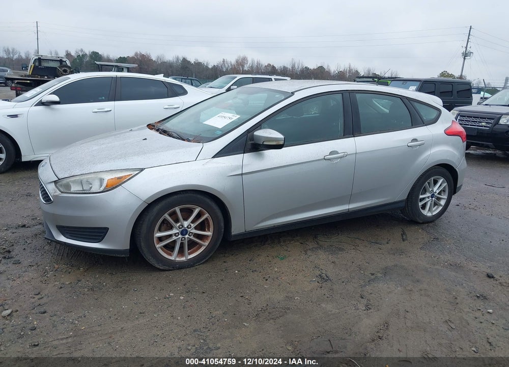 2015 FORD FOCUS SE VIN: 1FADP3K24FL222826
