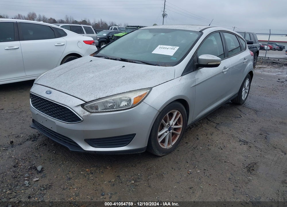 2015 FORD FOCUS SE VIN: 1FADP3K24FL222826