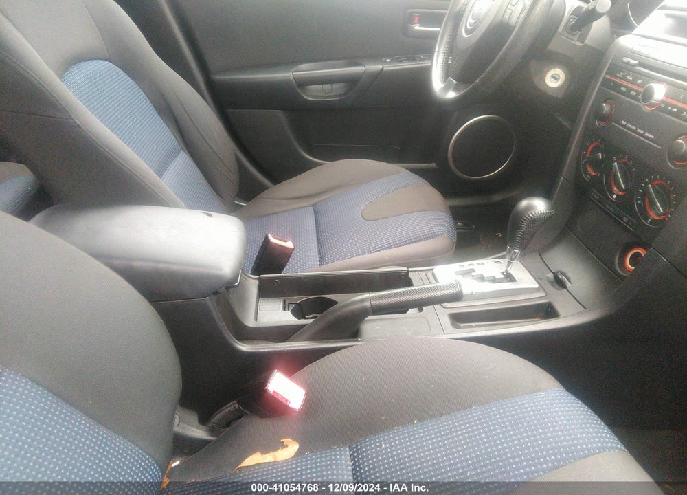 2004 MAZDA 3 S VIN: JM1BK123X41109209