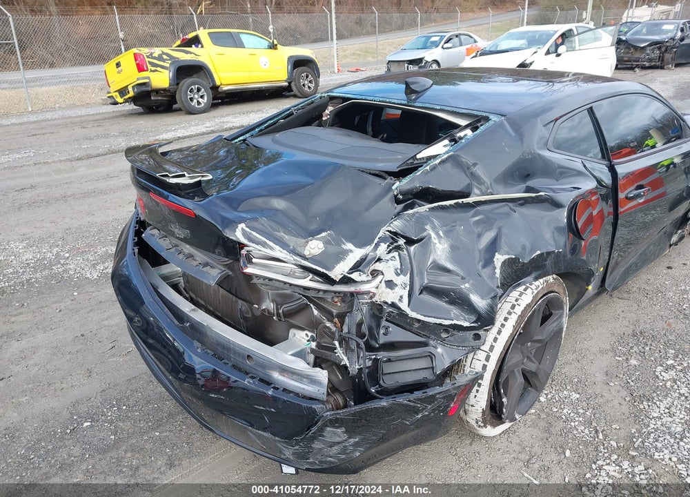 2016 CHEVROLET CAMARO 2SS VIN: 1G1FG1R76G0126183