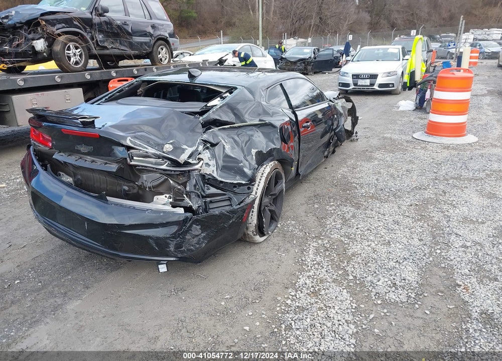 2016 CHEVROLET CAMARO 2SS VIN: 1G1FG1R76G0126183