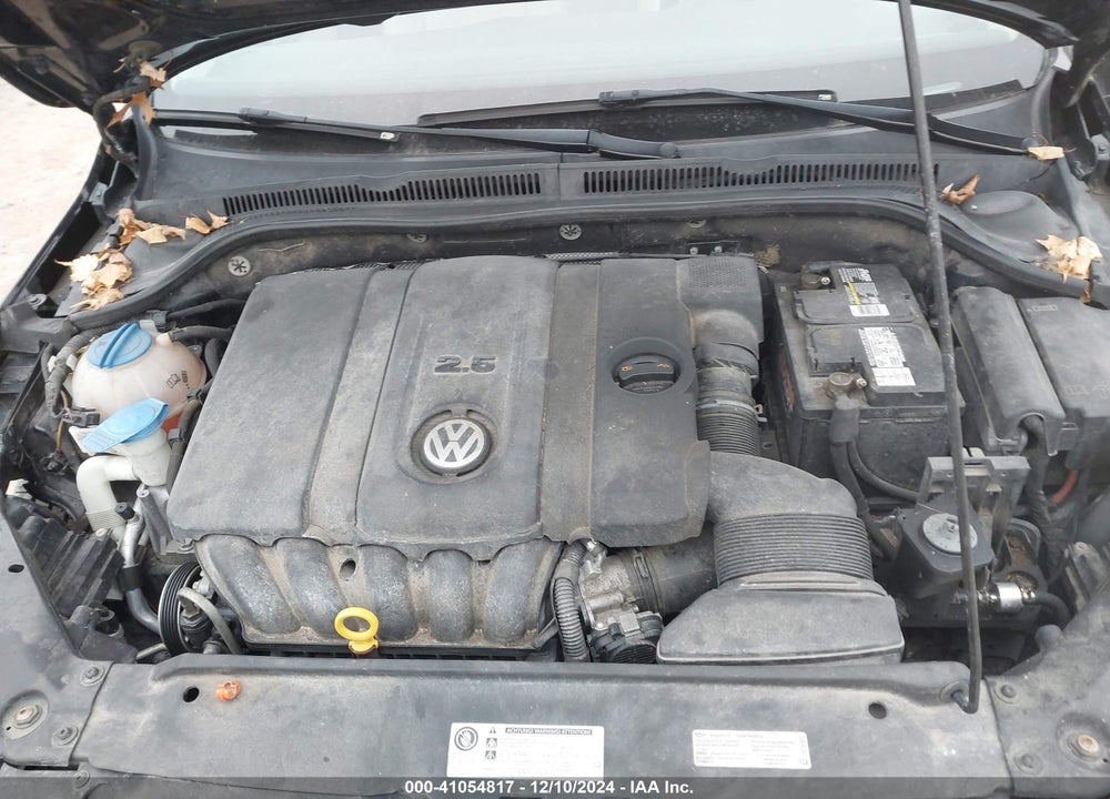 2013 VOLKSWAGEN JETTA 2.5L SE VIN: 3VWBP7AJ7DM445128