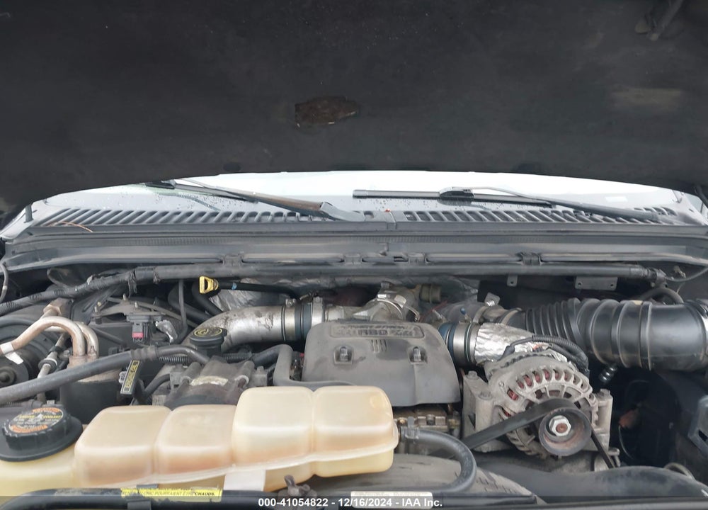 2000 FORD F-350 LARIAT/XL/XLT VIN: 1FTWW33F8YEA81872