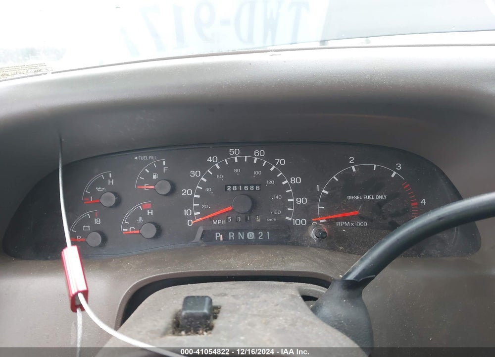 2000 FORD F-350 LARIAT/XL/XLT VIN: 1FTWW33F8YEA81872