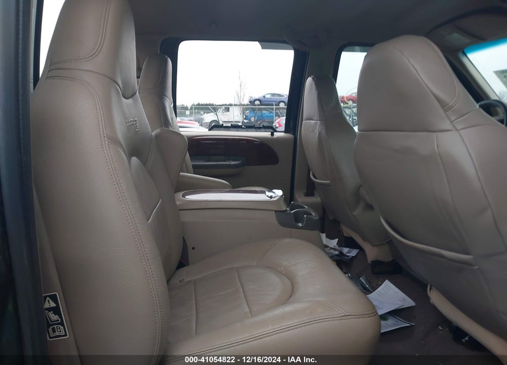2000 FORD F-350 LARIAT/XL/XLT VIN: 1FTWW33F8YEA81872