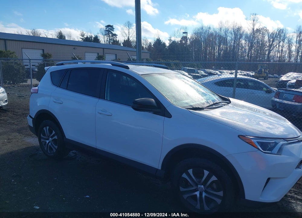 2018 TOYOTA RAV4 LE VIN: 2T3ZFREV6JW503527