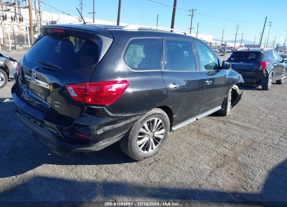 2018 NISSAN PATHFINDER SV VIN: 5N1DR2MM0JC651673