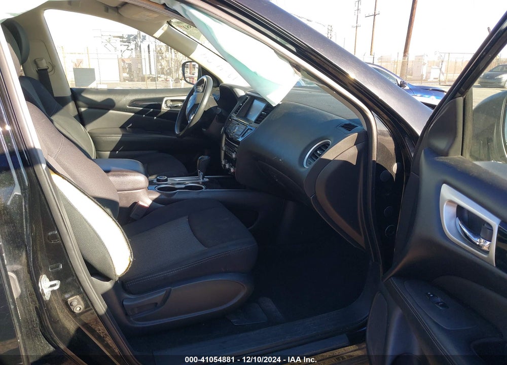 2018 NISSAN PATHFINDER SV VIN: 5N1DR2MM0JC651673