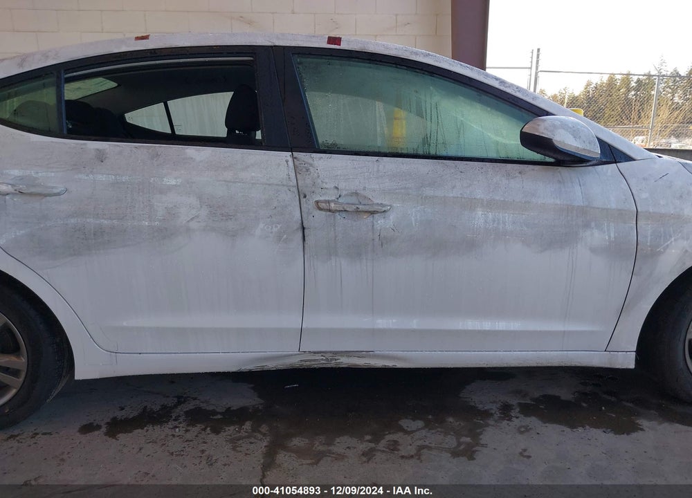 2018 HYUNDAI ELANTRA SEL VIN: 5NPD84LF0JH328072