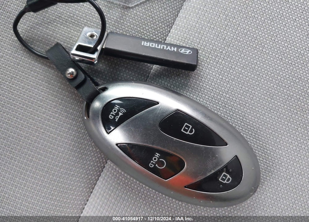 2024 HYUNDAI KONA SEL VIN: KM8HBCAB8RU042173