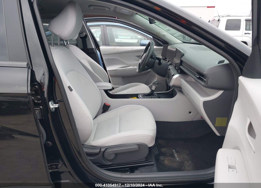 2024 HYUNDAI KONA SEL VIN: KM8HBCAB8RU042173