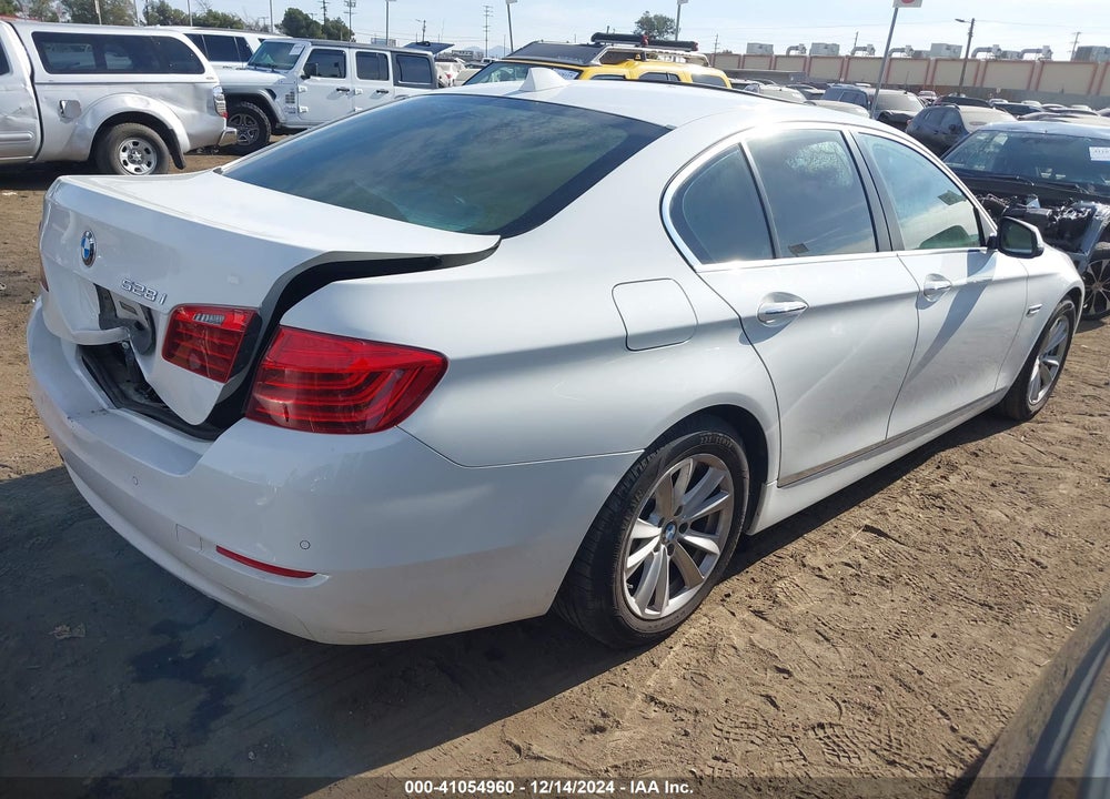 2015 BMW 528I VIN: WBA5A5C56FD523559