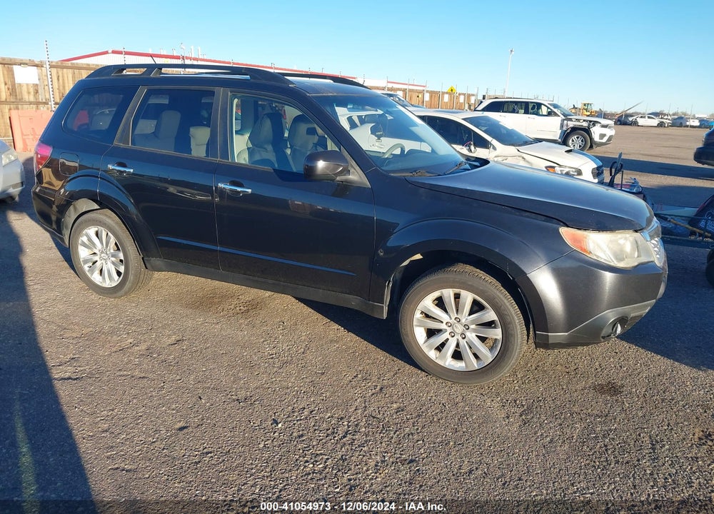 2013 SUBARU FORESTER 2.5X PREMIUM VIN: JF2SHACC4DH434749