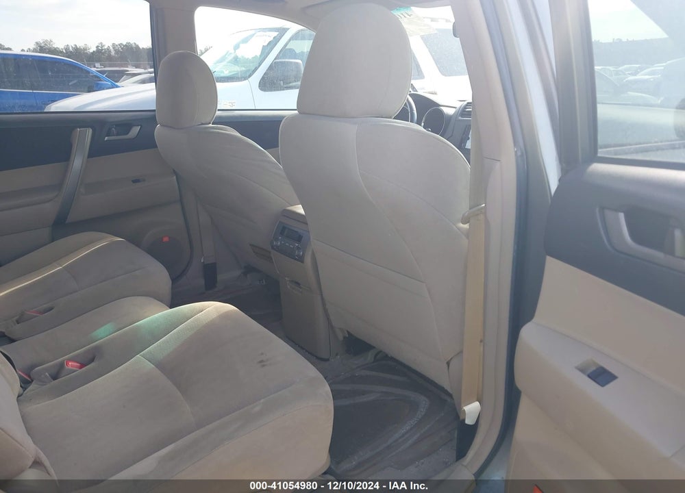 2009 TOYOTA HIGHLANDER SPORT VIN: JTEES43A092136590