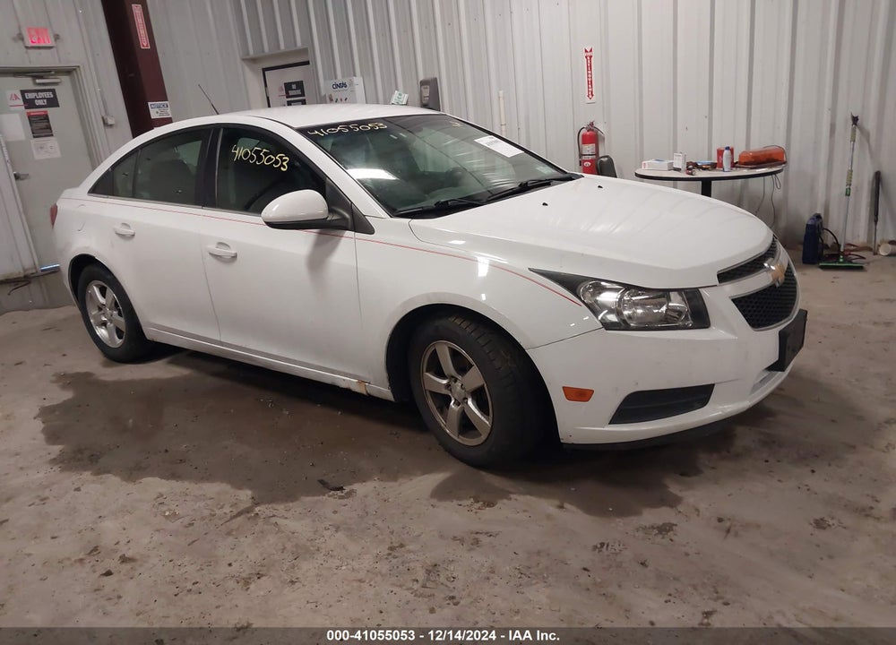 2014 CHEVROLET CRUZE 1LT AUTO VIN: 1G1PC5SB7E7124338